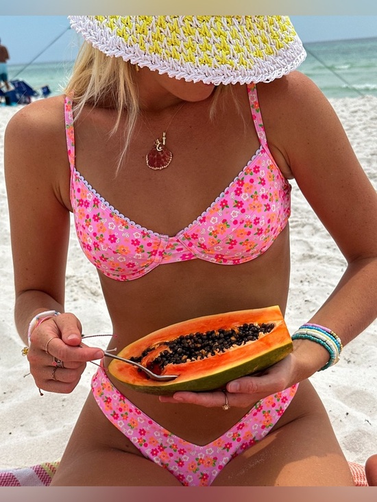 Kulani Kinis Other - Kulani Kinis Frangipani Fever Dusty Pink Underwire Bikini Set Size Small